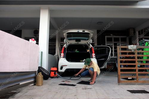 KEKAL DI RUMAH