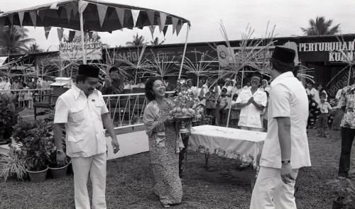 MOHD NAJIB TUN ABDUL RAZAK