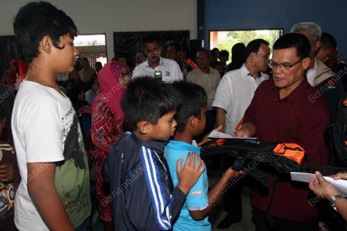 ADNAN YAAKOB