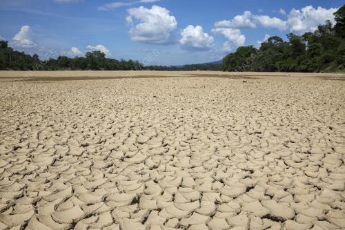 EL NINO : SUNGAI PAHANG SURUT & KERING