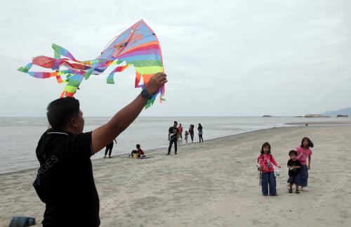 CUTI HUJUNG MINGGU