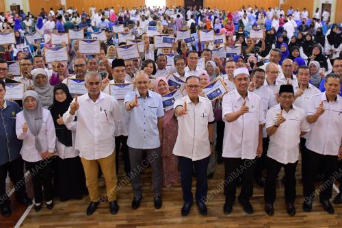 DATUK SERI WAN ROSDY WAN ISMAIL