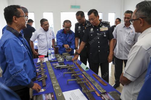 DATUK SERI YAHAYA OTHMAN