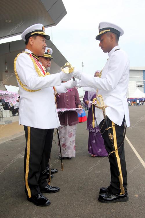 DATUK MOHD AMDAN KURSIH