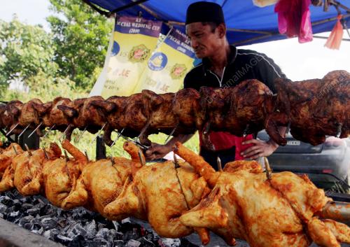 PENIAGA AYAM PANGGANG GOLEK