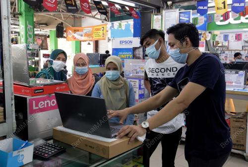 PEMATUHAN PEMAKAIAN PELITUP MUKA