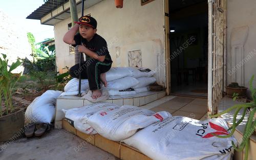 PH02_02122016_BANJIR