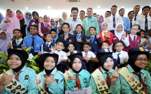PH02_03092015_PELAJAR