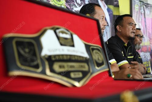 MUAYTHAI PATUH SYARIAH