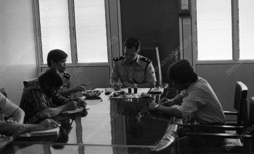 PH02_05022015_RAMPASAN_POLIS
