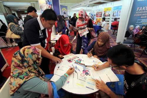 PH02_05042015_PENDIDIKAN