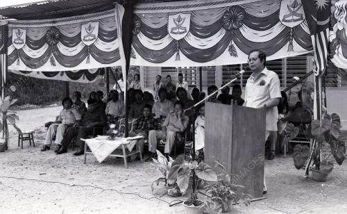 MOHD NAJIB TUN ABDUL RAZAK
