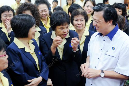 PH02_05082012_LIOW