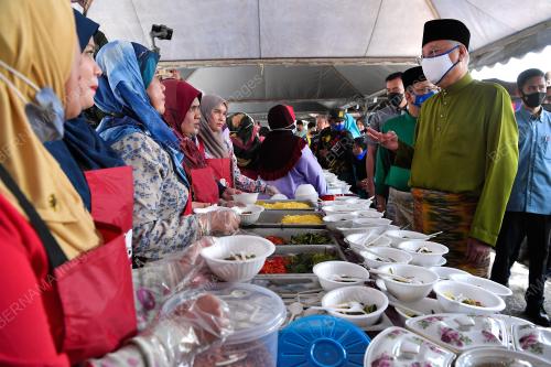 DATUK SERI ISMAIL SABRI YAAKOB