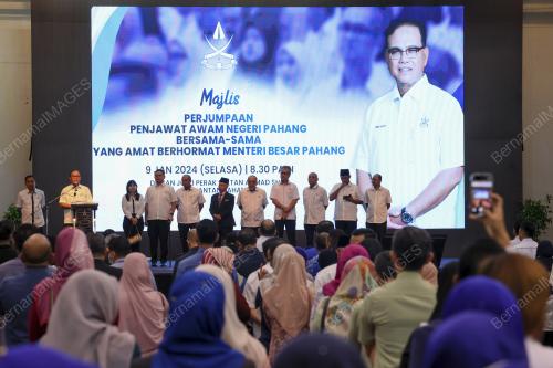 DATUK SERI WAN ROSDY WAN ISMAIL