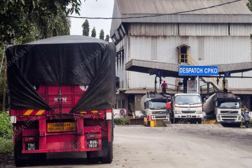 PRESTASI SEKTOR PERKILANGAN MALAYSIA