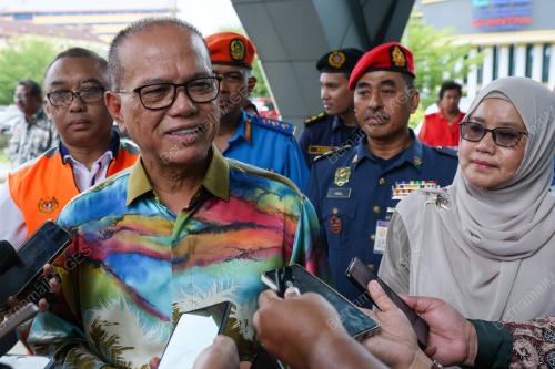 DATUK SERI WAN ROSDY WAN ISMAIL