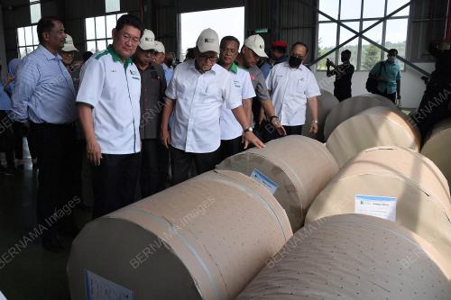 DATUK SERI WAN ROSDY WAN ISMAIL