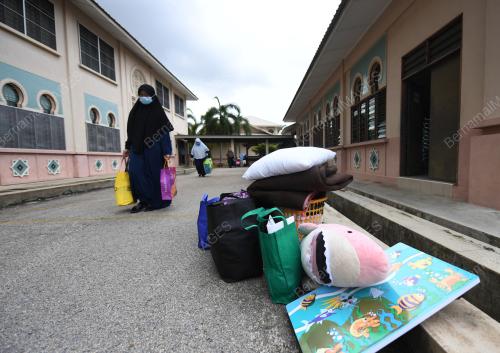 SEKOLAH TUTUP
