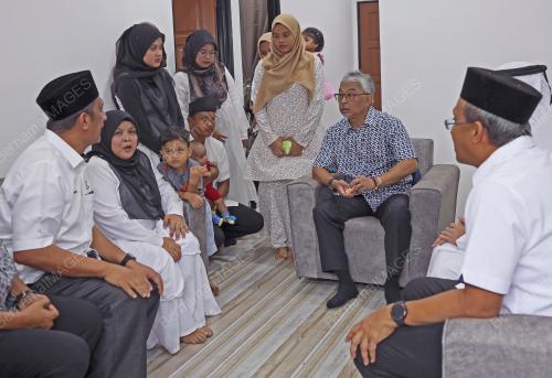 AL-SULTAN ABDULLAH RI'AYATUDDIN AL-MUSTAFA BILLAH SHAH