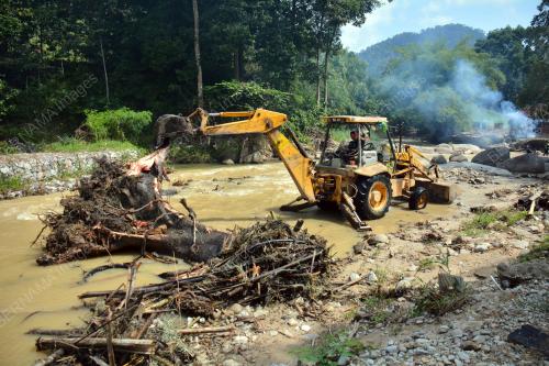 PASCA BANJIR KAWASAN REKREASI PULAU SANTAP