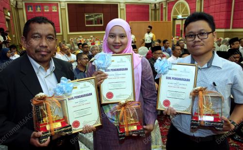 PH02_10042018_ZAKAT
