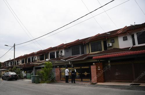PEMERIKSAAN TEMPAT PEMBIAKAN NYAMUK