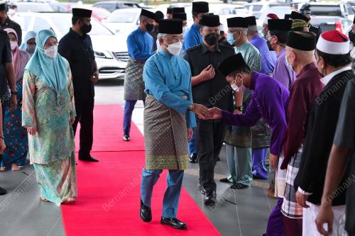 AL-SULTAN ABDULLAH RI'AYATUDDIN AL-MUSTAFA BILLAH SHAH