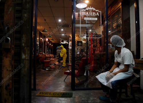 KEDAI GUNTING RAMBUT BUKA