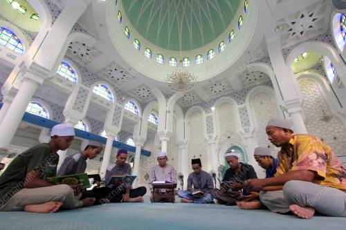 PH02_11092016_QURAN