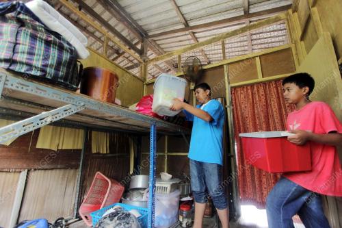 PH02_12012014_BANJIR