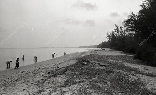PH02_12012015_PANTAI_TERUNTUM