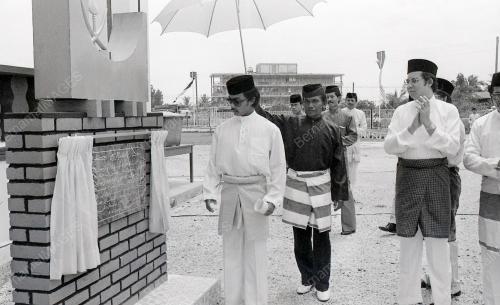 PH02_12012015_TENGKU_ABDULLAH