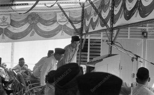PH02_12032015_BALAI_ISLAM