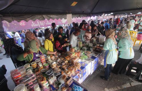 TINJAUAN HARI PERTAMA DI BAZAR RAMADAN