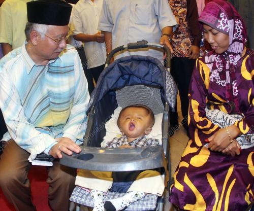 MOHD NAJIB TUN ABDUL RAZAK