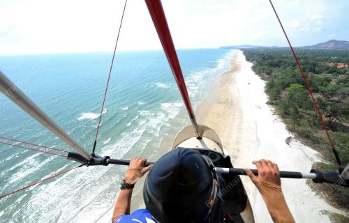 PH02_13042014_MICROLIGHT