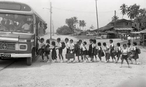 PELAJAR SEKOLAH