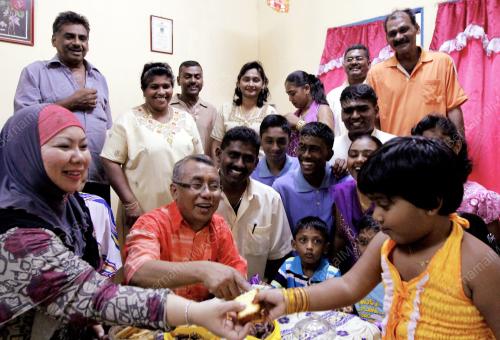 PH02_13112012_DEEPAVALI