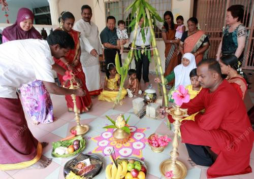PH02_14012011_PONGGAL