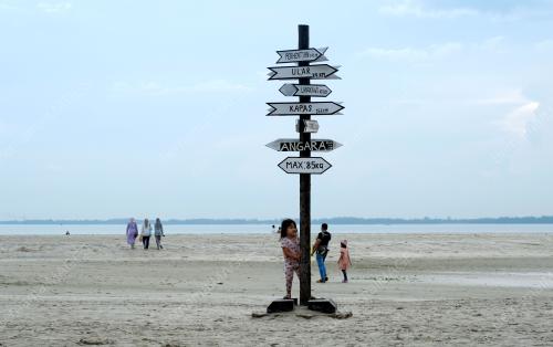 PANTAI TELUK SISEK LENGANG