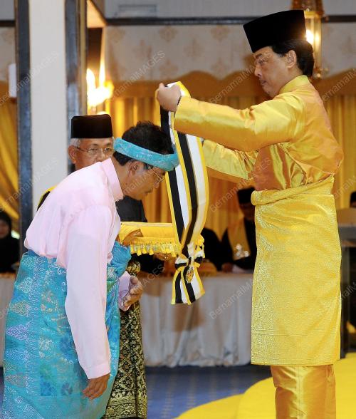 PH02_14122012_TENGKU_MAHKOTA