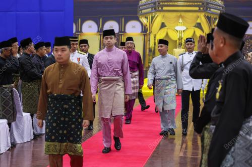 TENGKU HASSANAL IBRAHIM ALAM SHAH AL SULTAN ABDULLAH