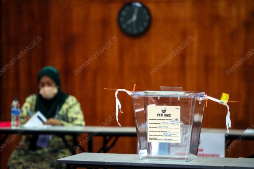 UNDI AWAL PRU15