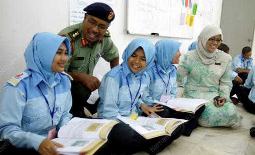 DATUK ABDUL HADI AWANG KECIL