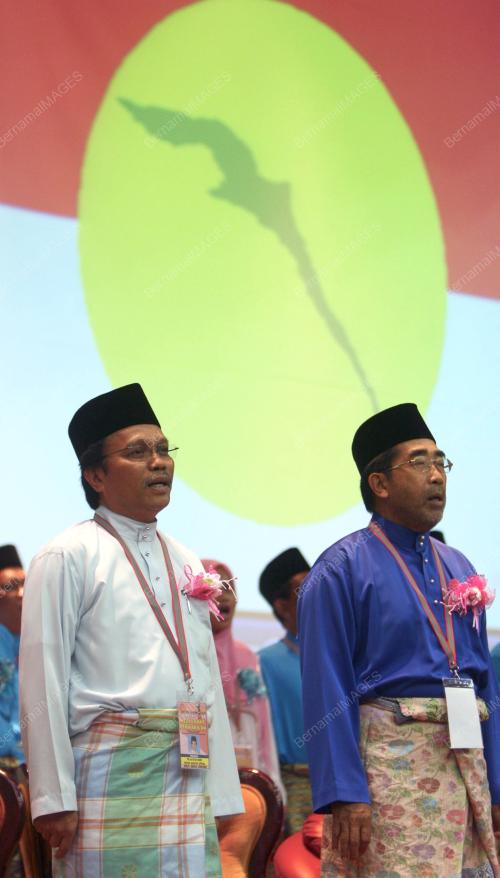 MOHD SHAFIE APDAL
