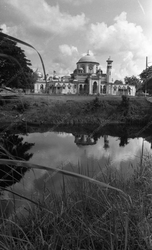 PH02_16092015_MASJID