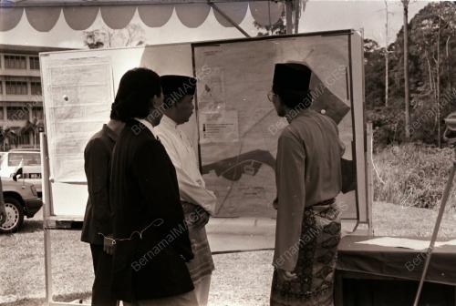 TENGKU ABDULLAH SULTAN AHMAD SHAH