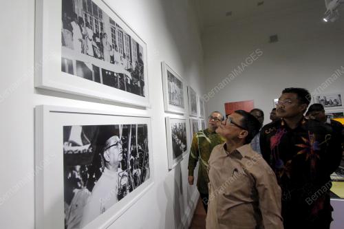 PH02_17042015_PAMERAN