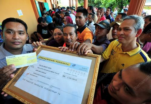 PH02_18112012_FELDA
